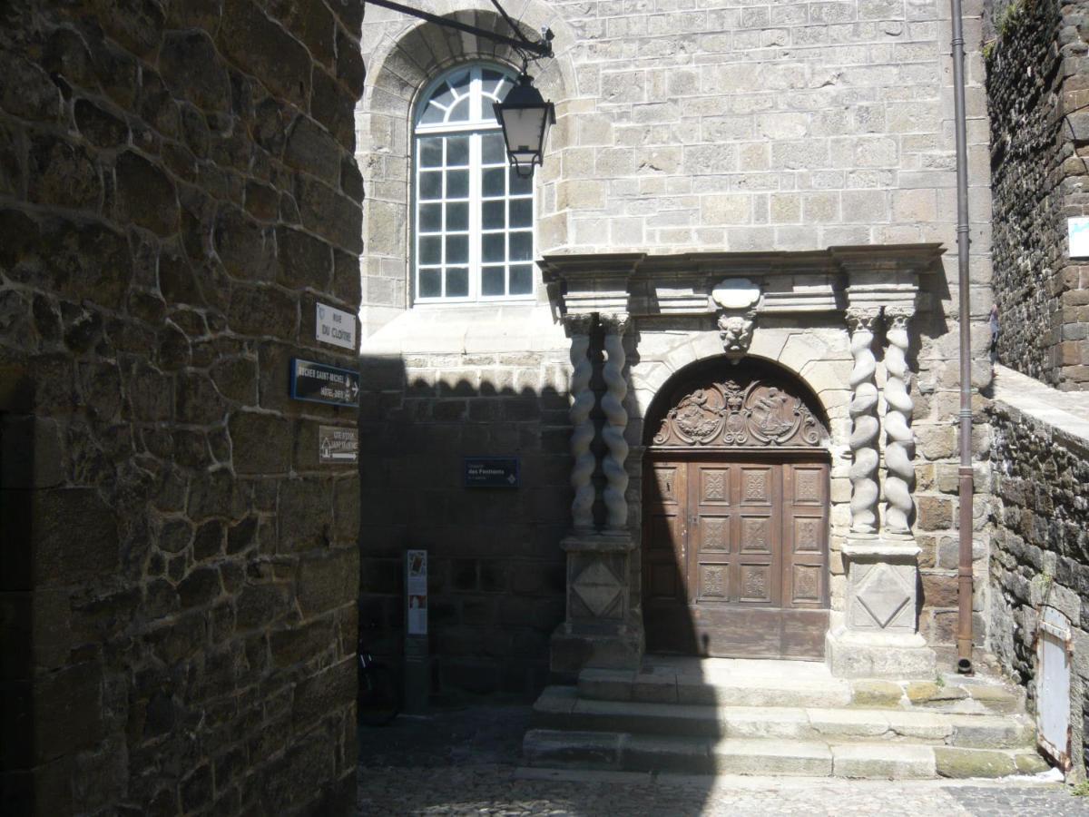 Le Petit St Clair Apartamento Le Puy-en-Velay Exterior foto
